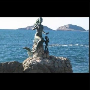 Welcome and Thanks For Looking! 😘